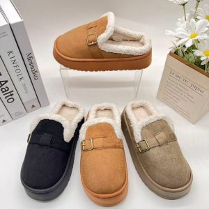 Winter Slipper with buckle